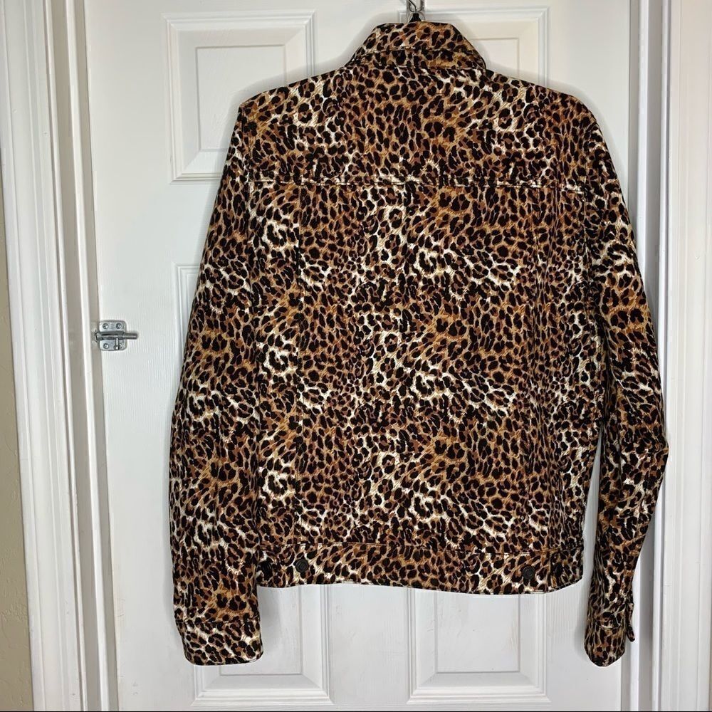 ASOS Design Denim Jacket in Leopard Print Size M - Picture 4 of 14
